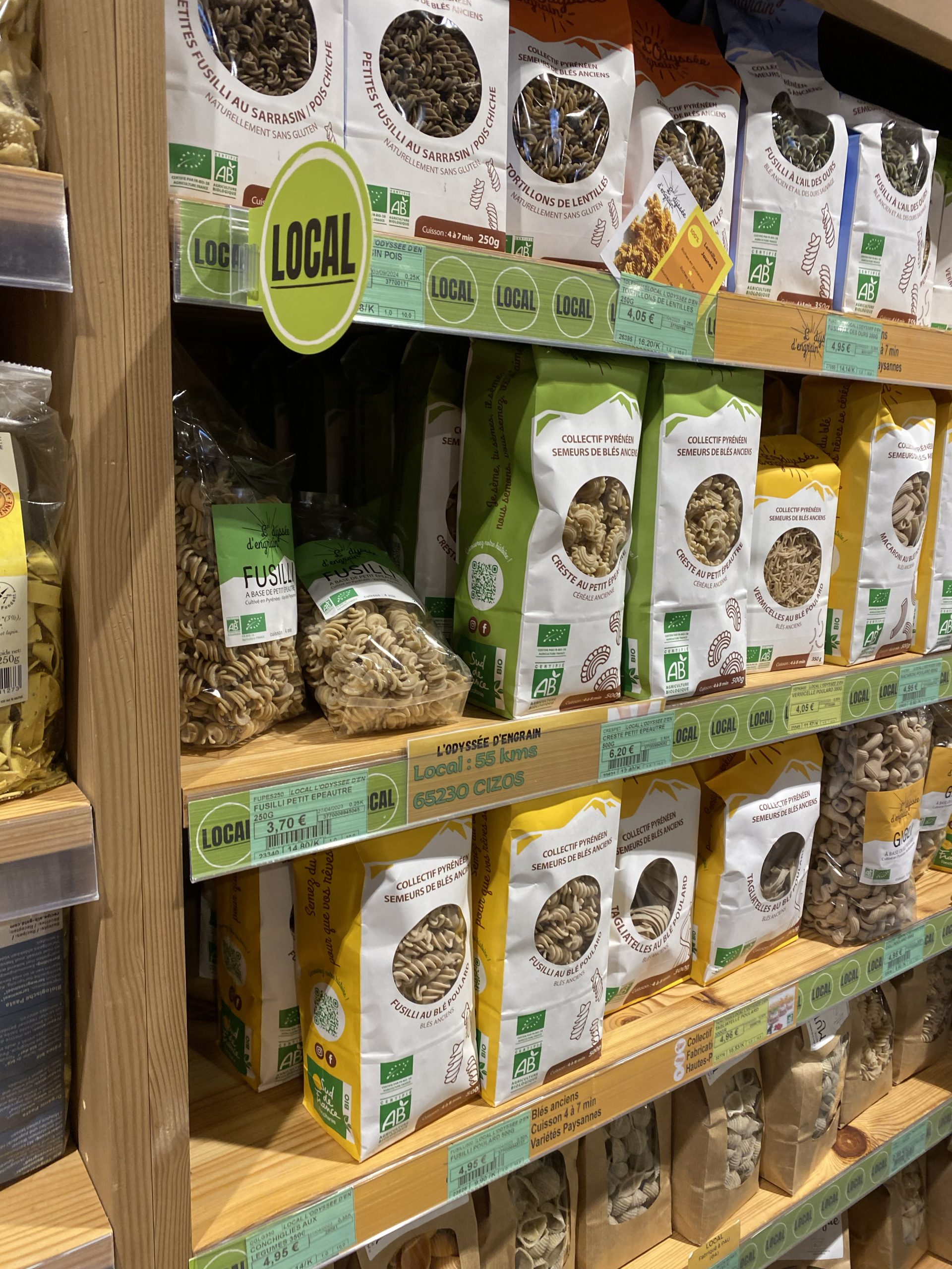 rayon d'épicerie avec nos pâtes